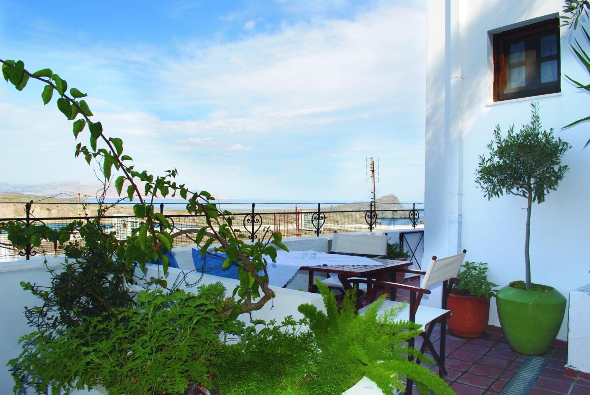 Maris Lindos Suites & Apartments Exterior foto